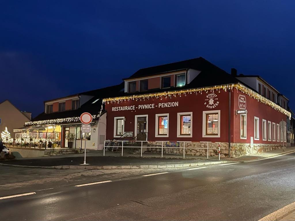 Penzion U Broucka Milevsko Экстерьер фото