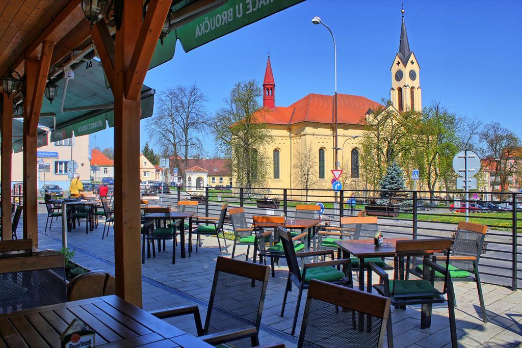 Penzion U Broucka Milevsko Экстерьер фото